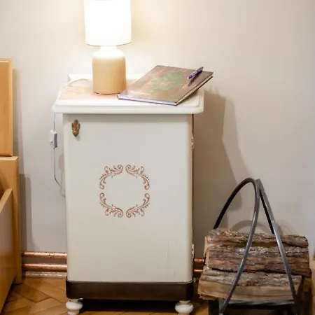 Ekszerdoboz Apartman شقة