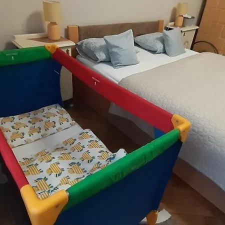 Ekszerdoboz Apartman * إغير