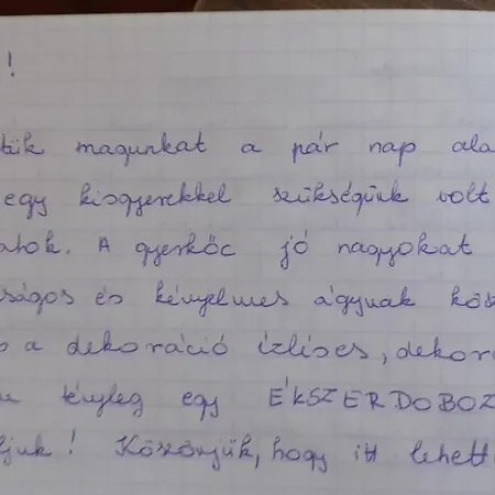 Ekszerdoboz Apartman إغير